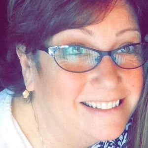 Meet your Posher, Dena